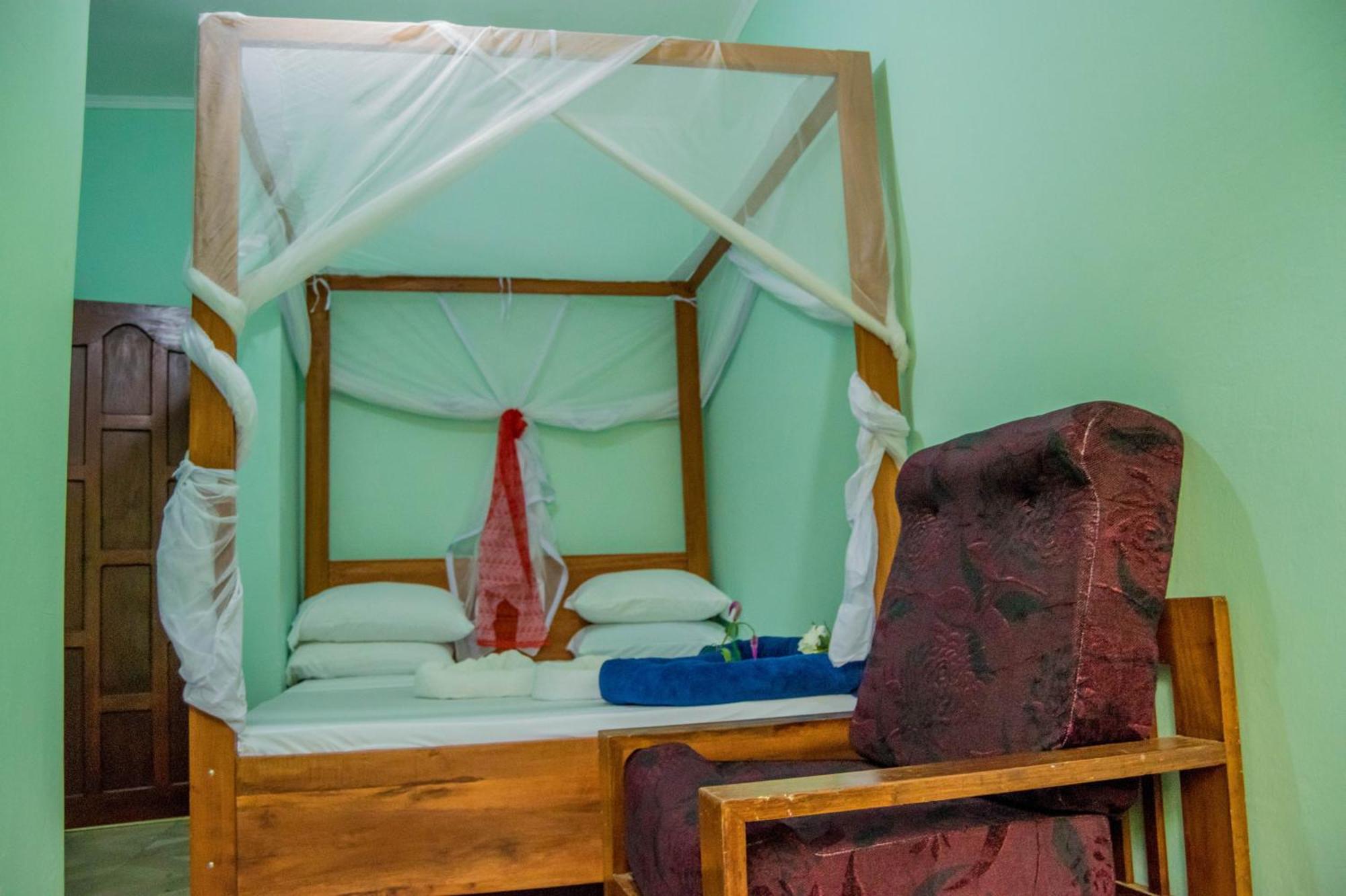 Kilimanjaro Summit Lodge Moshi Exteriör bild