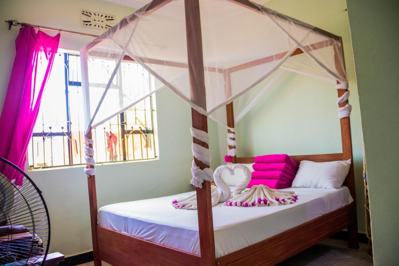 Kilimanjaro Summit Lodge Moshi Exteriör bild