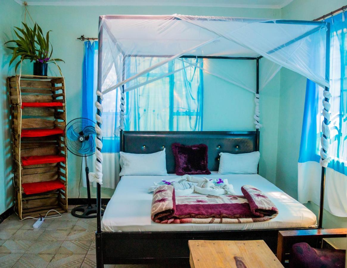 Kilimanjaro Summit Lodge Moshi Exteriör bild