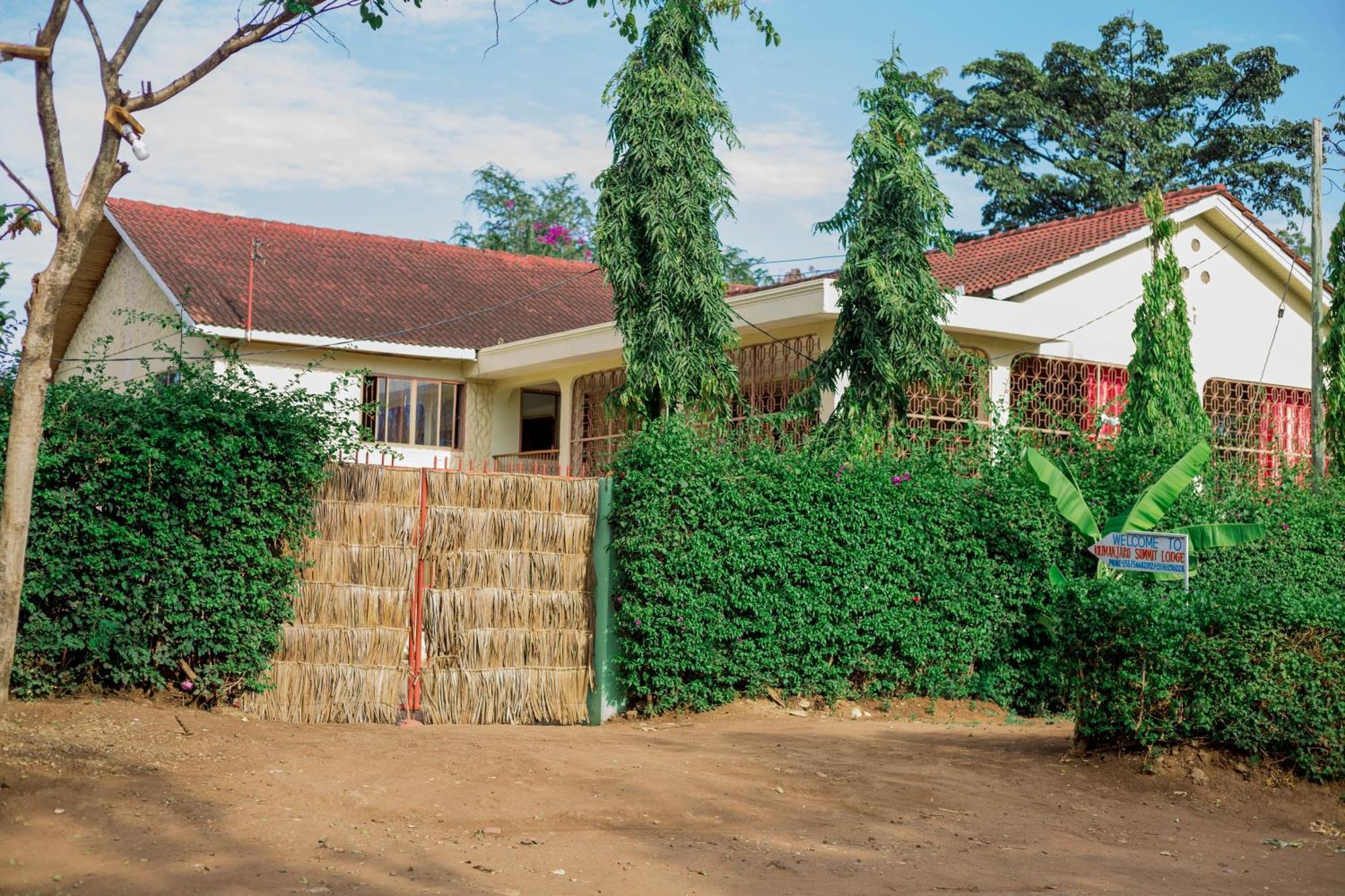 Kilimanjaro Summit Lodge Moshi Exteriör bild