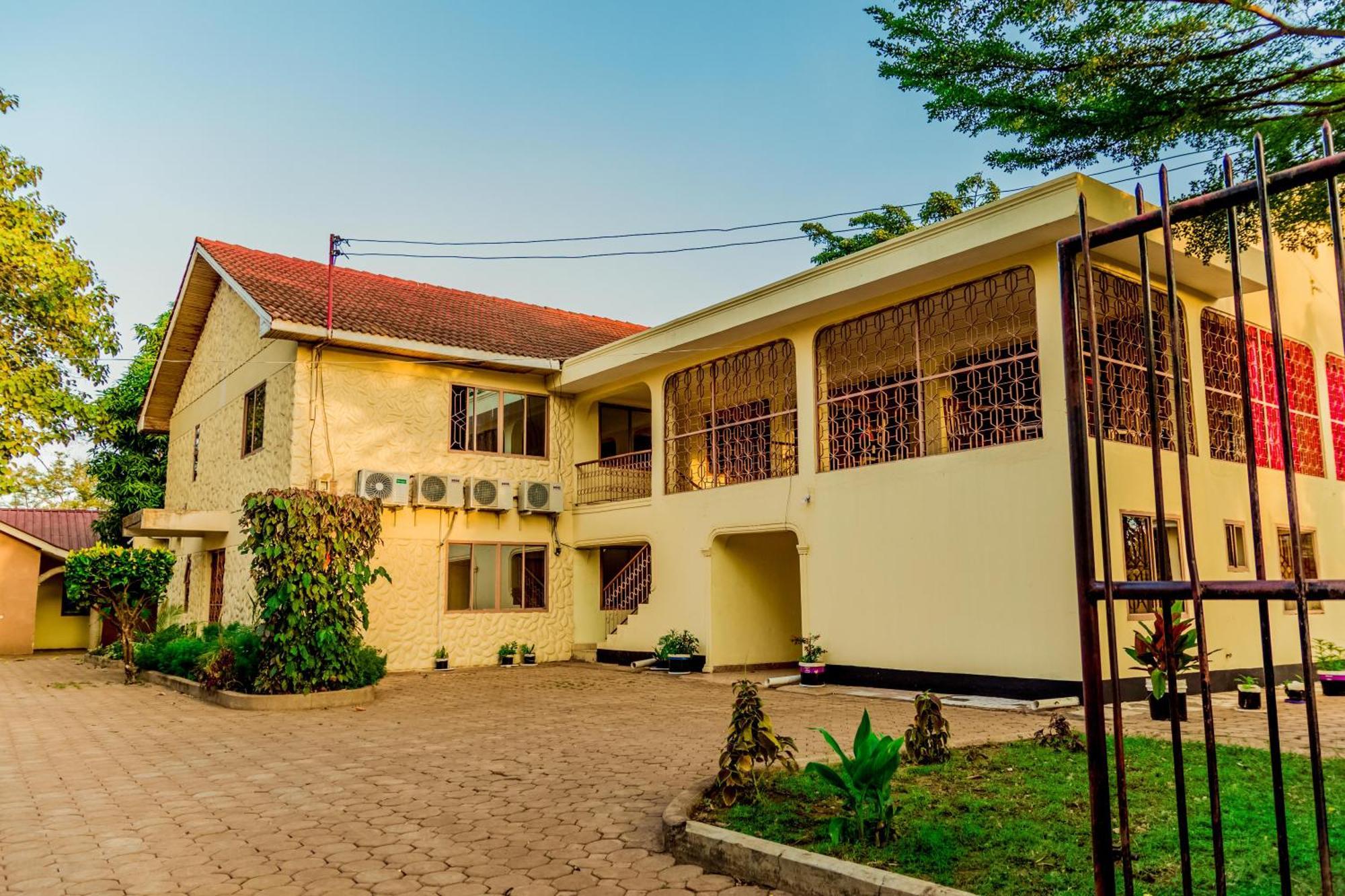 Kilimanjaro Summit Lodge Moshi Exteriör bild